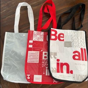 3 Lululemon shopper bags